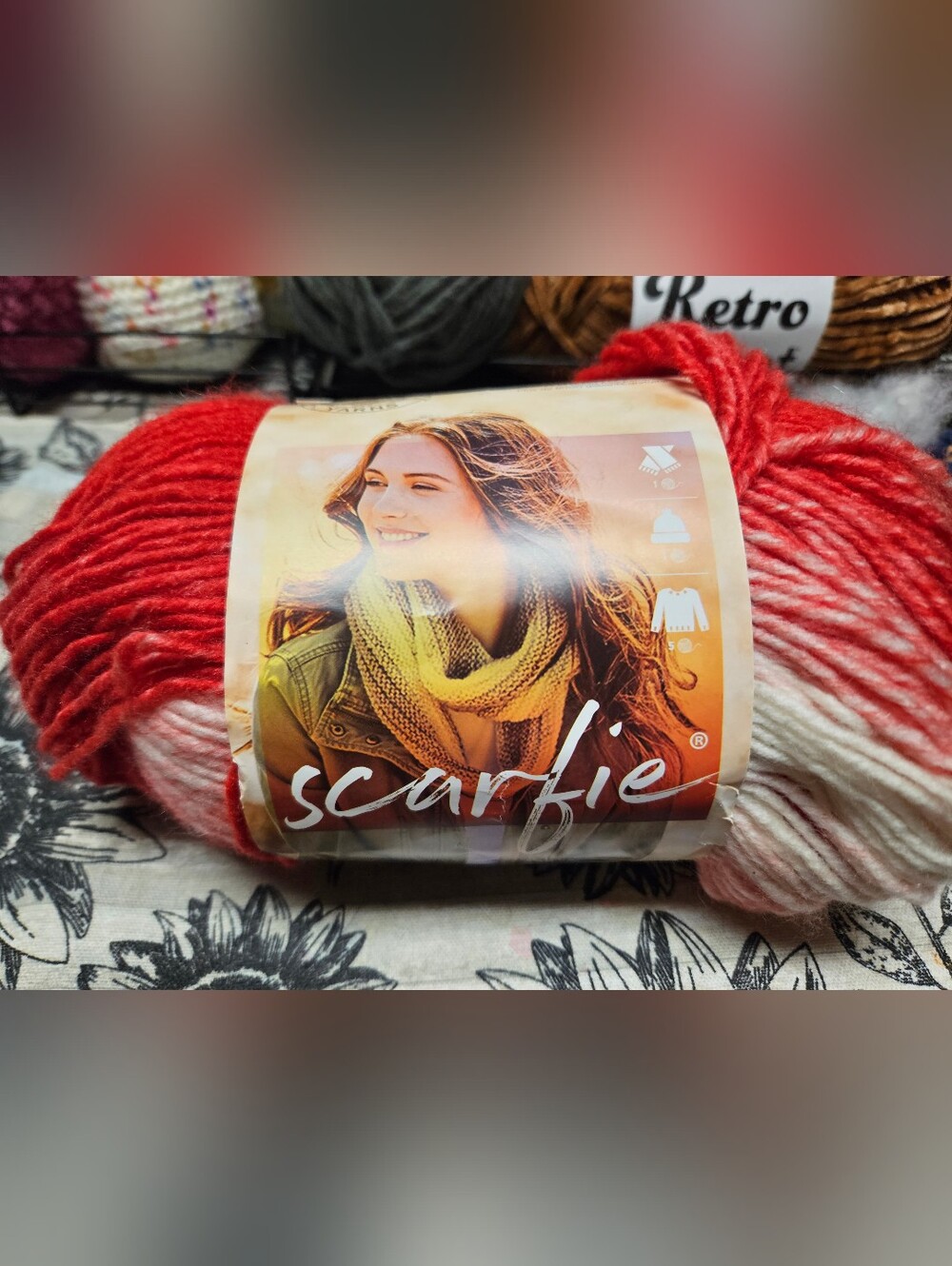 Scarfie Variegated Red & Cream Yarn by Scarfie